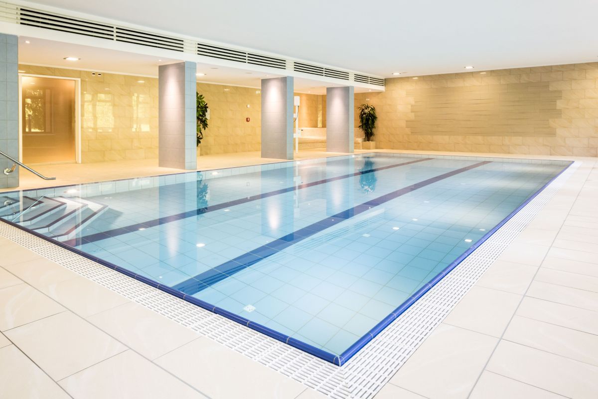 Schwimmbad Erkner Seitenansicht Schwimmbad Erkner Seitenansicht